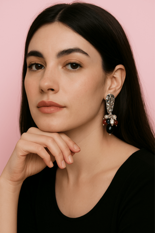 Aretes con gotas de perlas y cuarzos