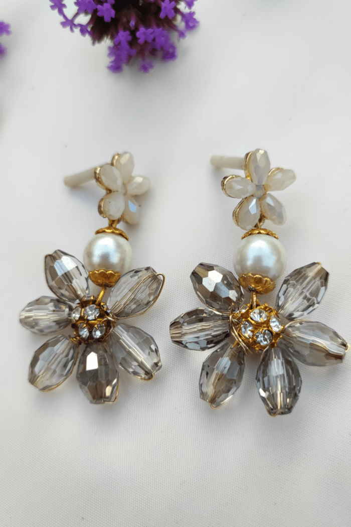 aretes de flores elegante