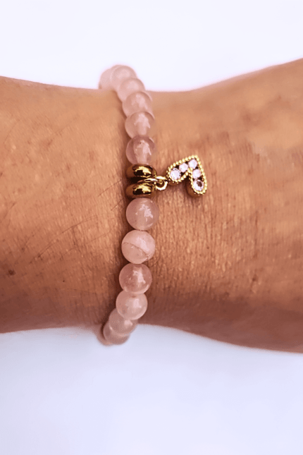pulseras de cuarzo rosado con dije corazón